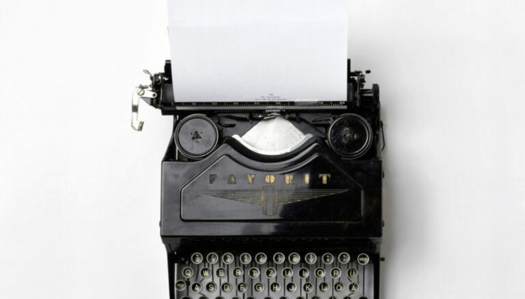 typewriterBW